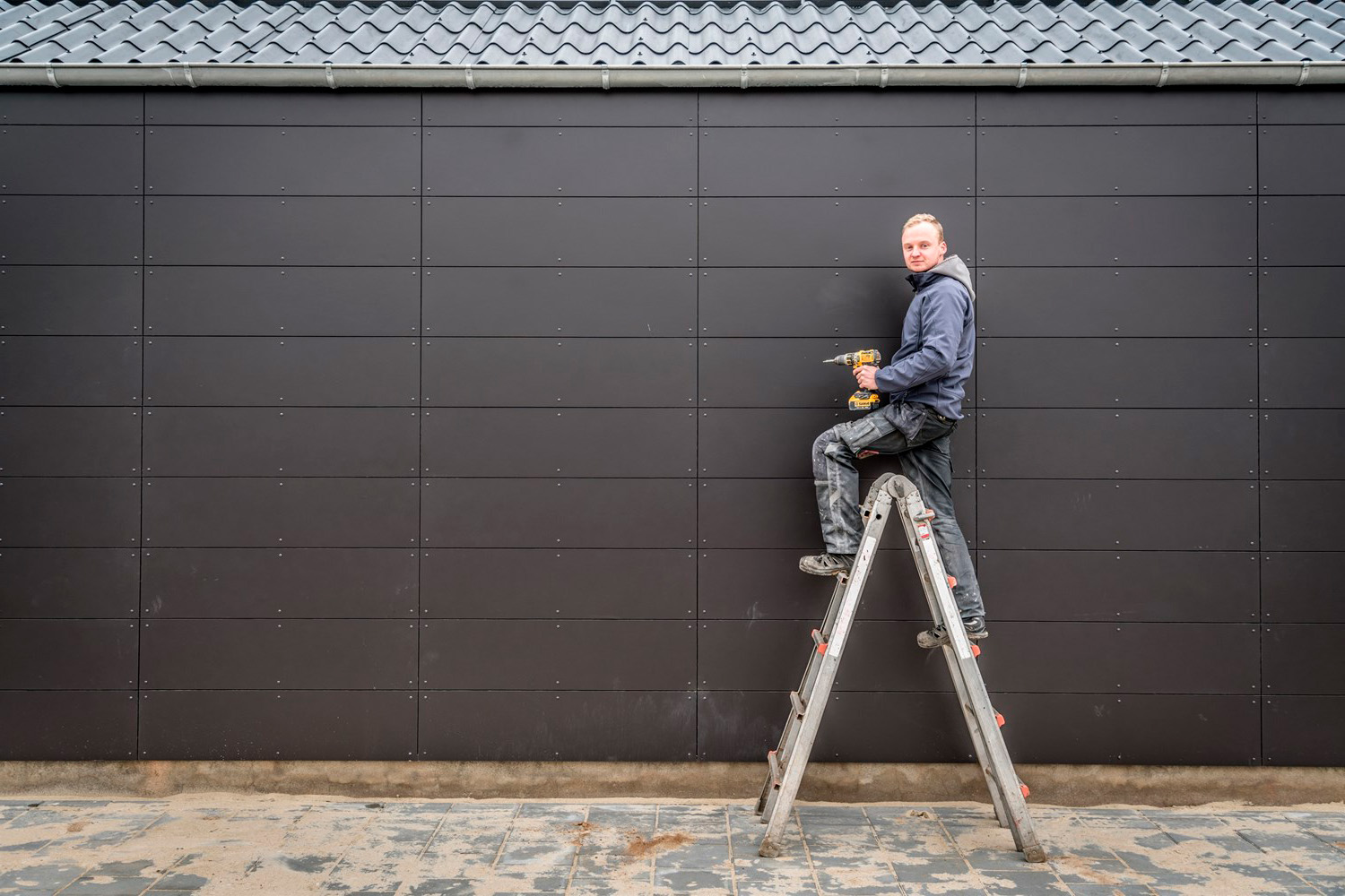 Tømrerarbejde på facade